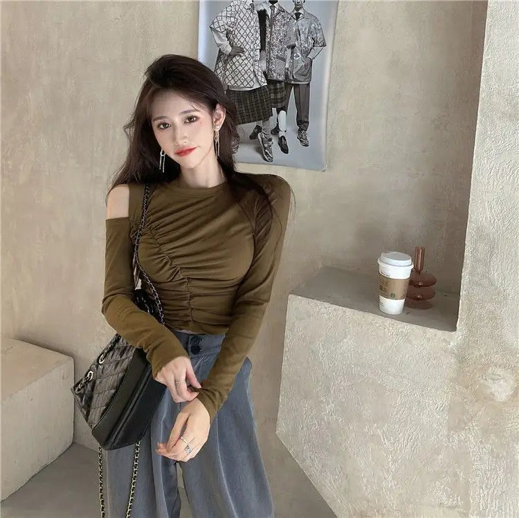 Women's T Shirts Off Shoulder Tees Sexy Plain Slim Black 2024 Tshirts 2000s Trend Female Tops Cool Wholesale Clothes Alt New In