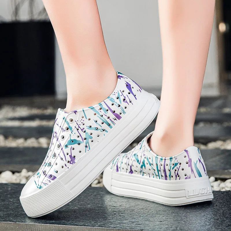 New Big Kid Casual Sandal Heightening Shoes External Wear Sandal Summer Thick Bottom Hole Cave Garden Shoes Women Beach Sandal