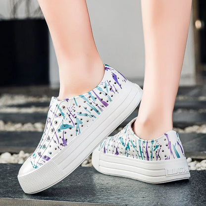 New Big Kid Casual Sandal Heightening Shoes External Wear Sandal Summer Thick Bottom Hole Cave Garden Shoes Women Beach Sandal