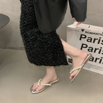 Woman Fashion Flip Flops 2025 Summer New Korean Style Soft Bottom Anti-slippery Versatile Princess Beading Simple Beach Slippers