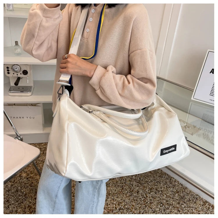 Travel Bags Fashion Men Large Capacity Organizer Handbags Women Fashion Handbag Luggage Leisure Backpack The Tote Bag Customized