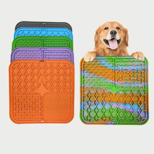 Pet Lick Silicone Mat for Dogs Pet Dog Sucker Food Training Slow Food Plate Dog Bathing Distraction Silicone Feeder Supplies