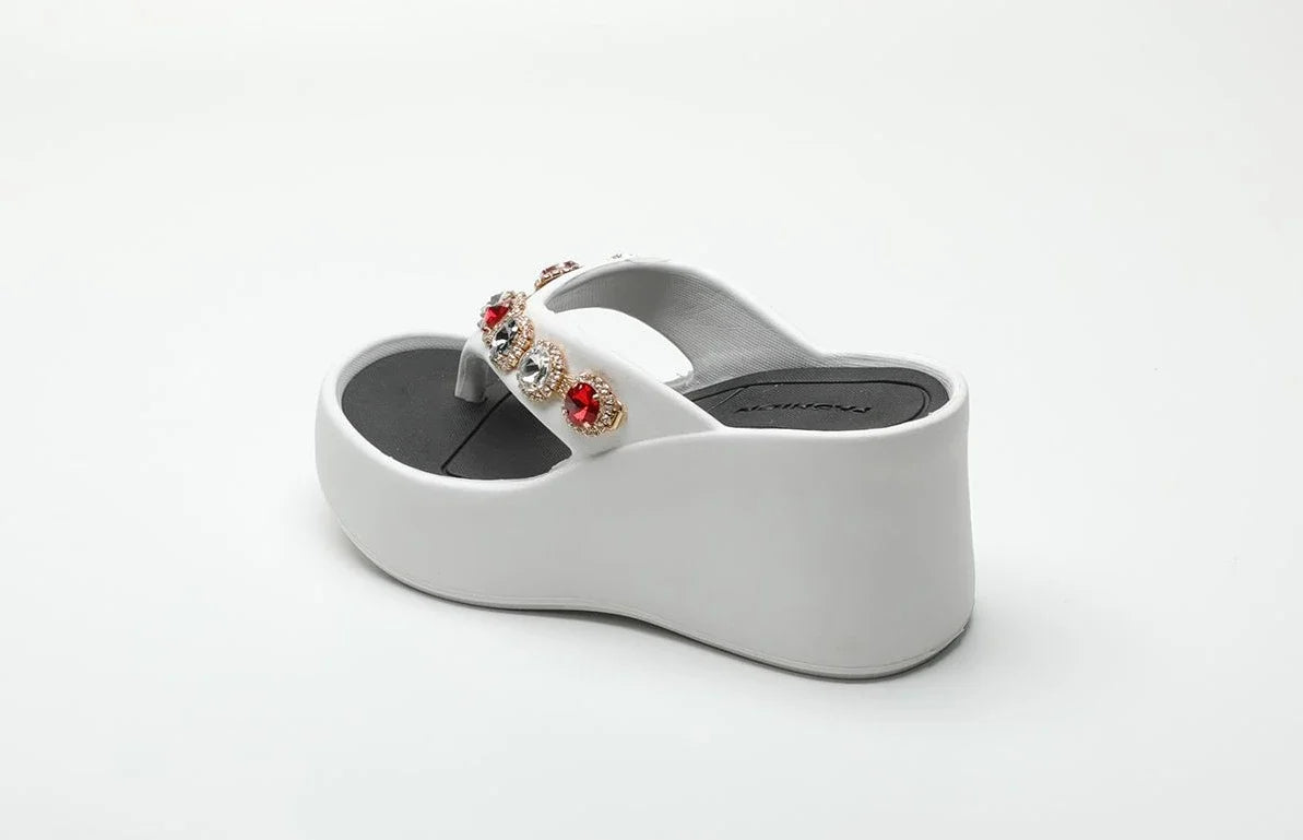 Woman Slippers Flip Flops Slides on Beach Sandals Waterproof Stylish Shoes for Women Top Designs Shoe Clappers Summer Sale