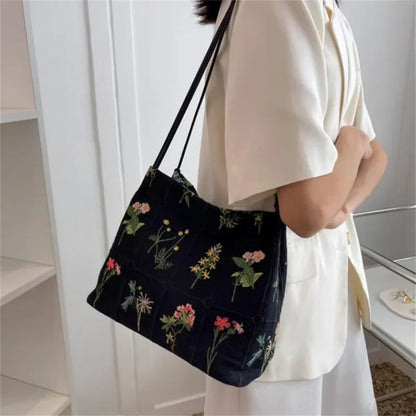 Street Trend Embroidered Totes Bags for Women Large Capacity Canvas Handbag Shoulder Bag Female Commuting Bucket Bag