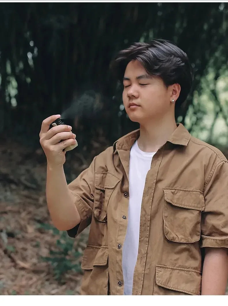 Spray Bottle Pump with Buckle, Portable, Outdoor Camping Travel Spray Bottle, Cosmetic Container, Alcohol, Perfume, Refillable