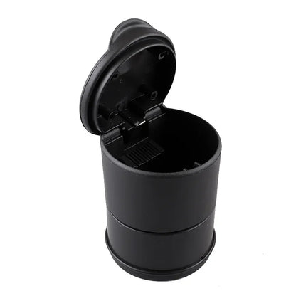 Car ashtray large capacity, convenient, compact and does not take up much space, so the car can be suitable for all models.