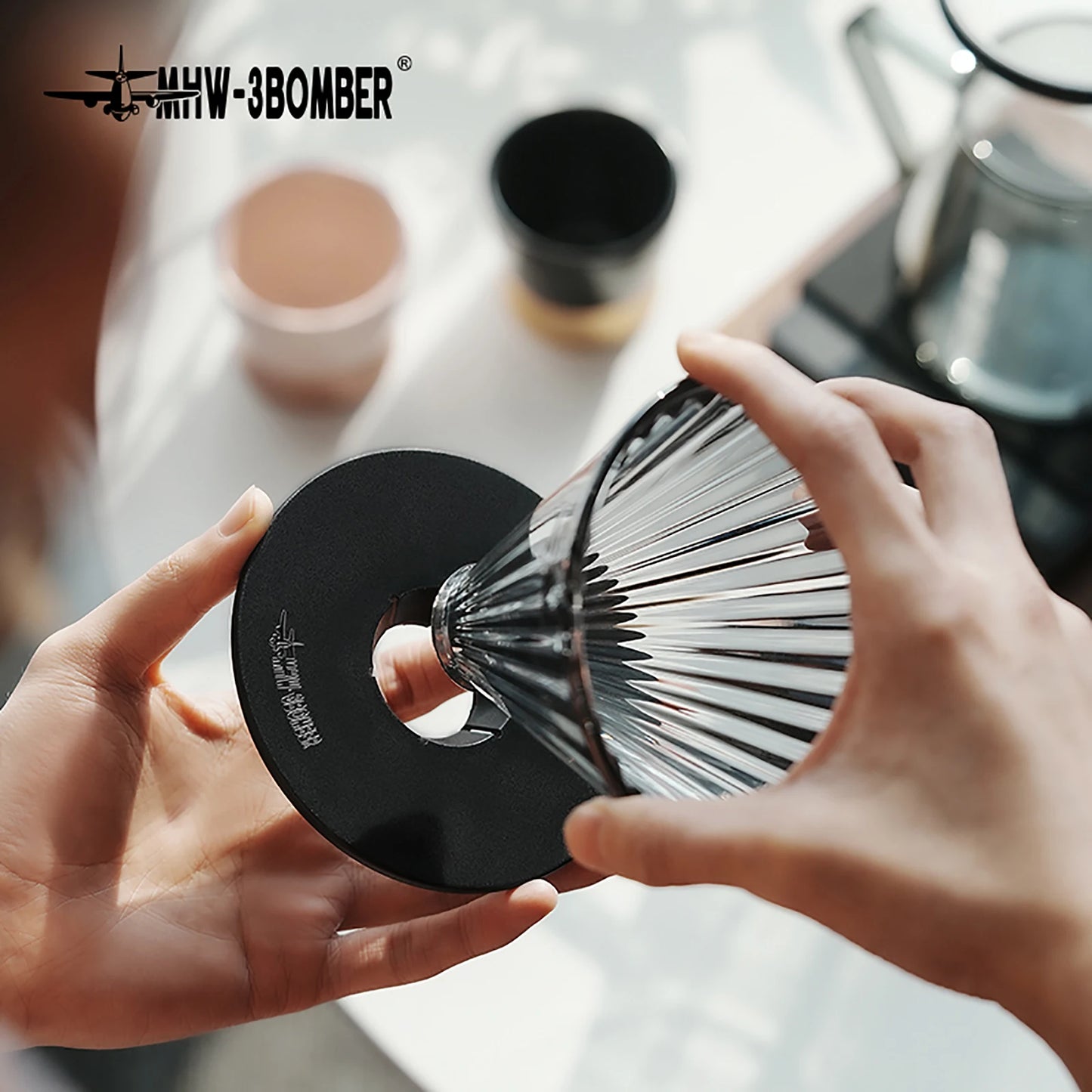 MHW-3BOMBE Pour Over Coffee Dripper Glass Coffee Dripper Coffee Filter Cup Reusable Coffee Drip Filter Cone Coffee Maker