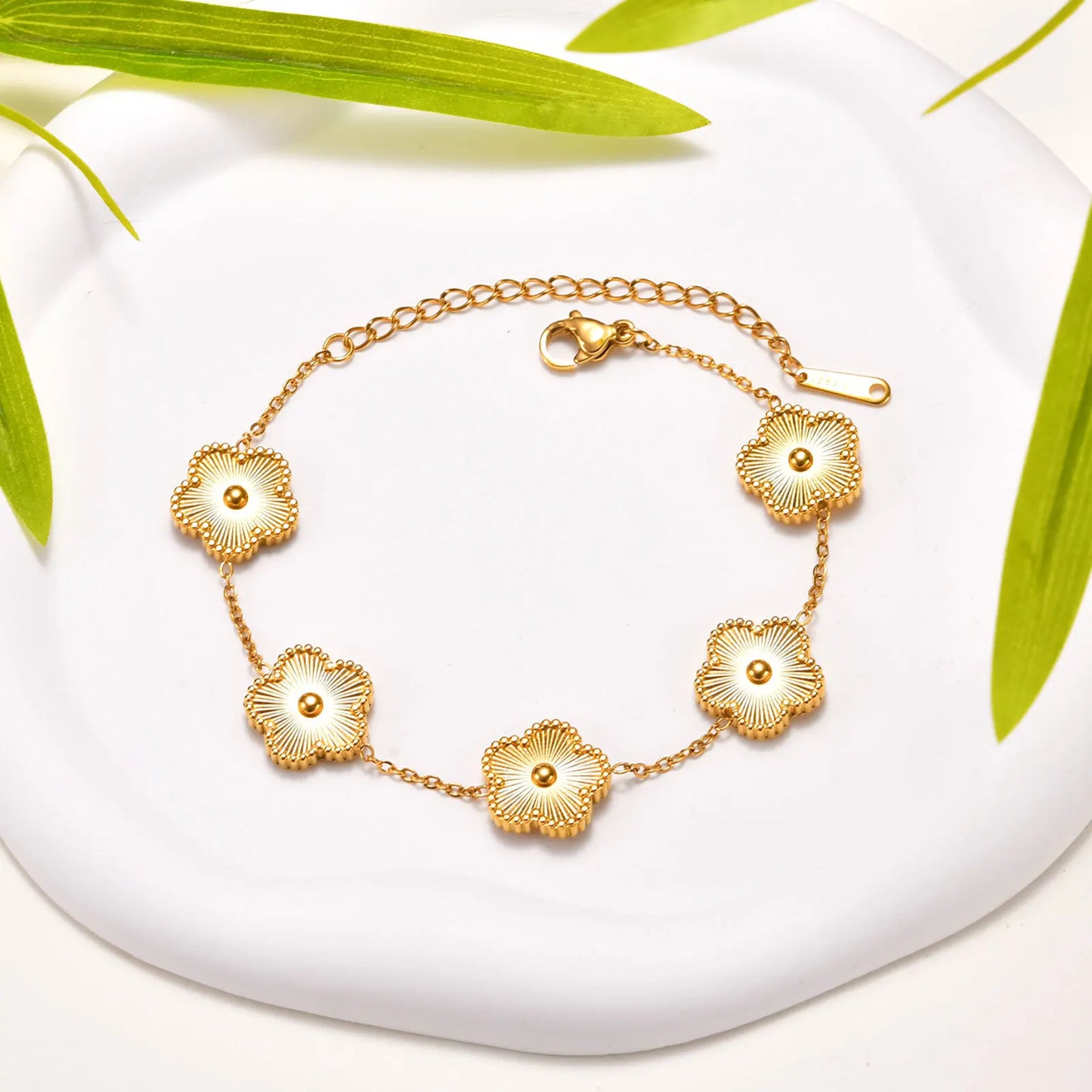 Vnox Stainless Steel Colorful Clover Cute Hand Bracelet For Woman Fashion Five Leaf Flower Lucky Jewelry Accessories Gift To Her