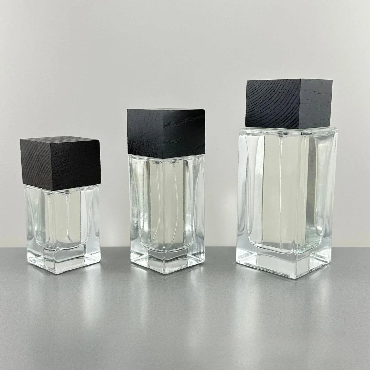 Perfume Container Bottle Cosmetics Bottled Crystal White Glass Bottles and Finely Sprayed in Bottles Perfumes