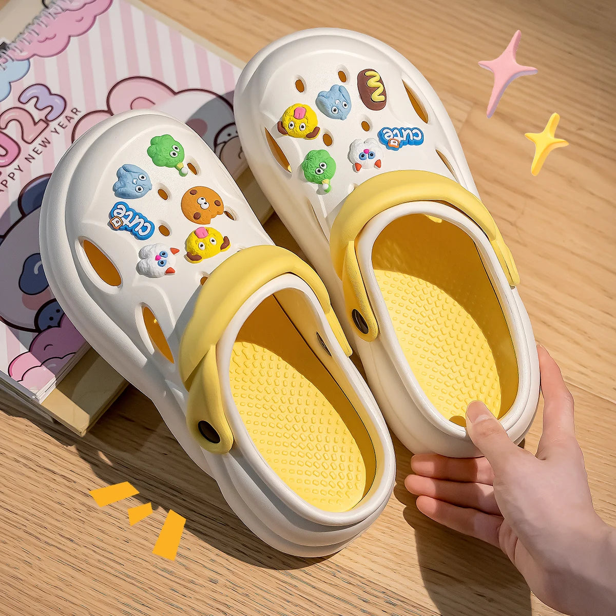 Women Thick Bottom Hole Shoes Summer Beach Platform Sandals Fashion Comfortable Indoor Outdoor Slippers