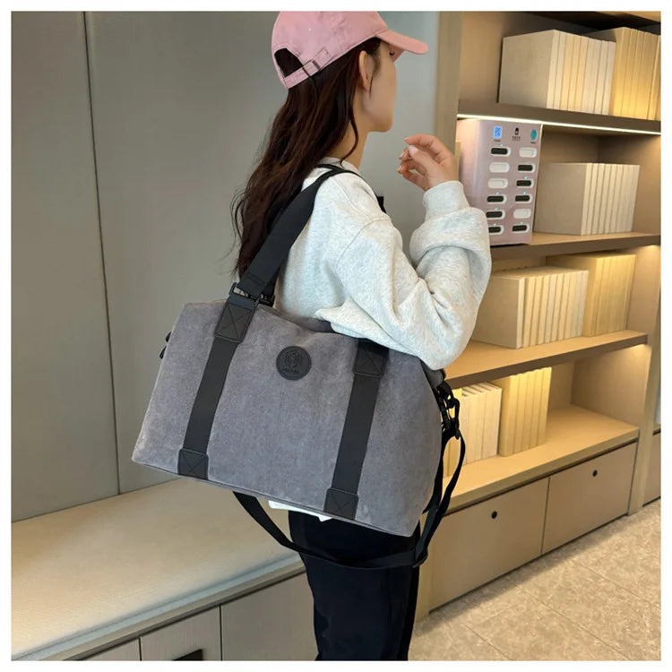 Men's Large Capacity Fashionable Short Distance Travel Totes New Suede Travel Handbag Women's Portable Sports and Fitness Bag