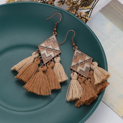 Bohemian Brown Geometric Fringe Earrings for Women Vintage Hollow Flower Beads Tassel Earrings Girls Party Jewelry Gifts