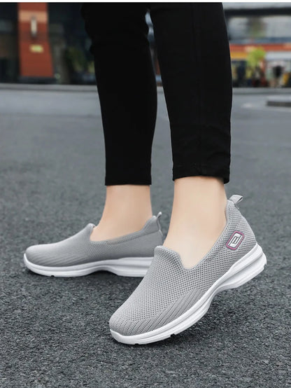 Women Vulcanized Shoes High Quality Sneakers Slip on Flats Men Loafers Breathable Mesh Walking Sneakers Women Sneakers