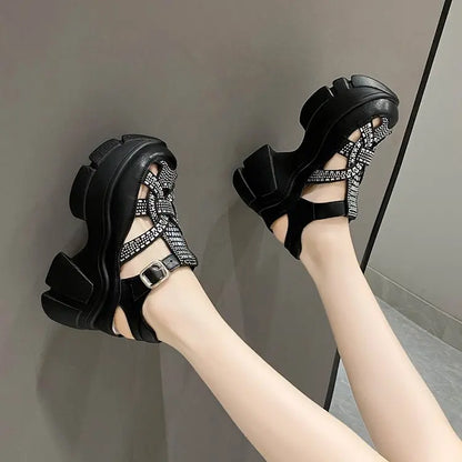 Fashion Brand High Heels Shoes Beach Slippers Chunky Sandals Designer Women Platform Shoes 2025 Summer New Pumps Women Sandals