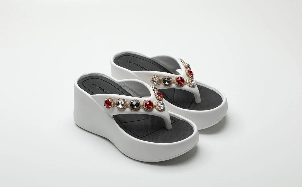 Woman Slippers Flip Flops Slides on Beach Sandals Waterproof Stylish Shoes for Women Top Designs Shoe Clappers Summer Sale