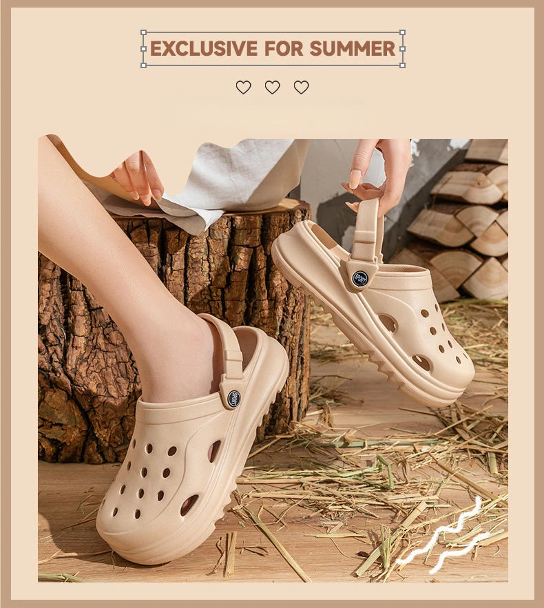 Women Clogs 2024 New Arrival Thick Platform Sandals Comfortable Fashion Slippers Summer Beach Slides