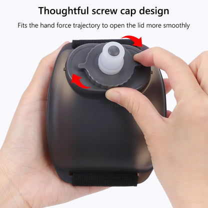 200ml Wrist Water Bottle Silicone Water Bottle Lightweight Sports Water Bottle Wrist Hydration Tool for Marathon Mountaineering