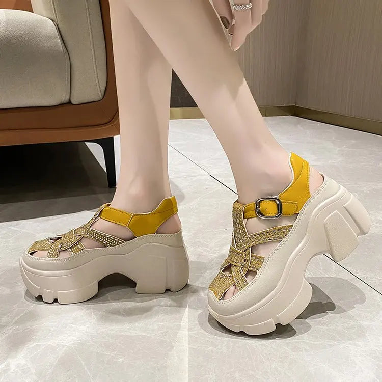 Fashion Brand High Heels Shoes Beach Slippers Chunky Sandals Designer Women Platform Shoes 2025 Summer New Pumps Women Sandals
