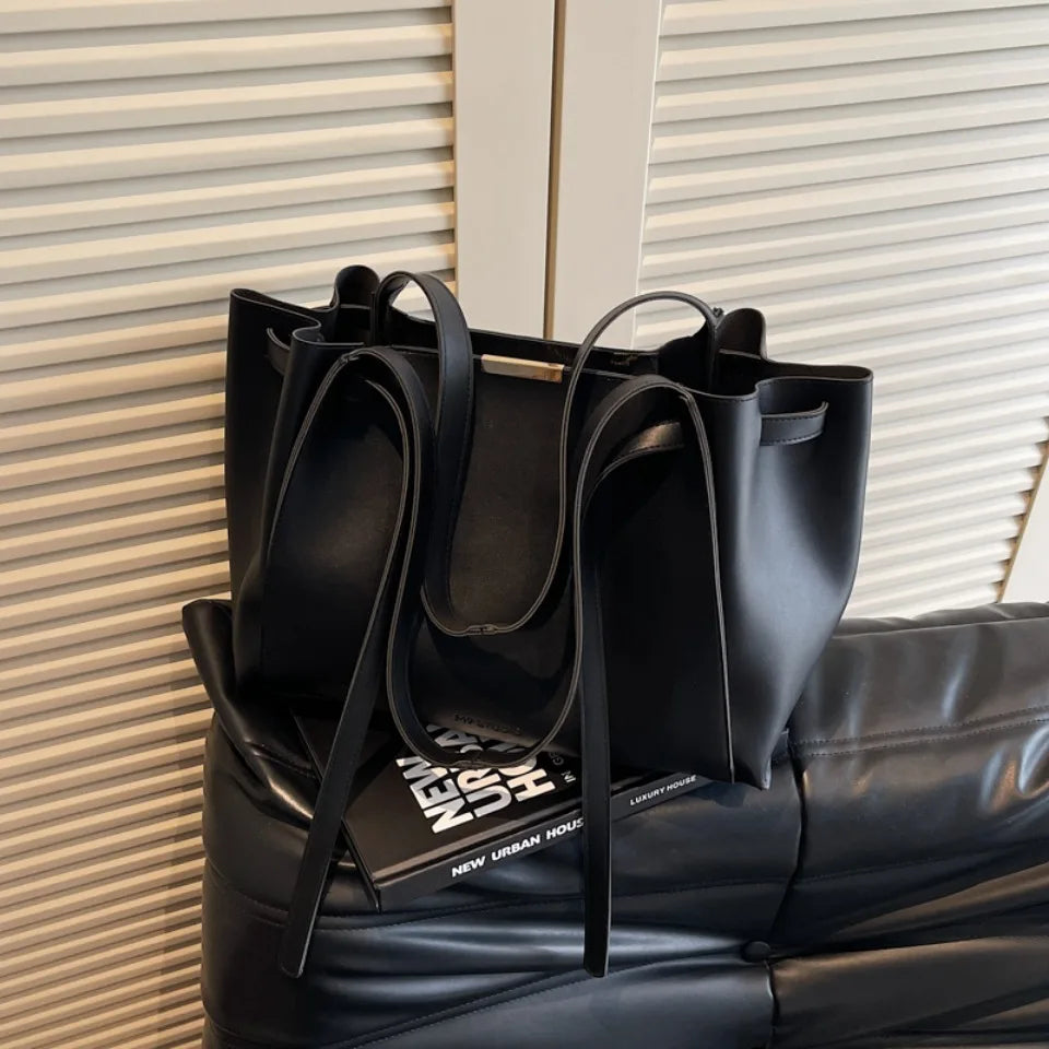 Big Shoulder Hand Commuting Bags for Women Large Capacity Drawstring Bucket Shopping Totes Top-Handle Bag 2025 Latest Handbags