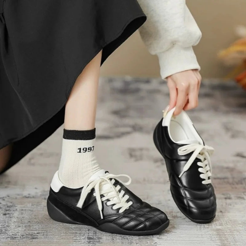 Women's Shoes Spring New Fashion Casual Shoes College Style Wide Toe Soft Comfortable Flat Shoes Outdoor Casual Sports Shoes