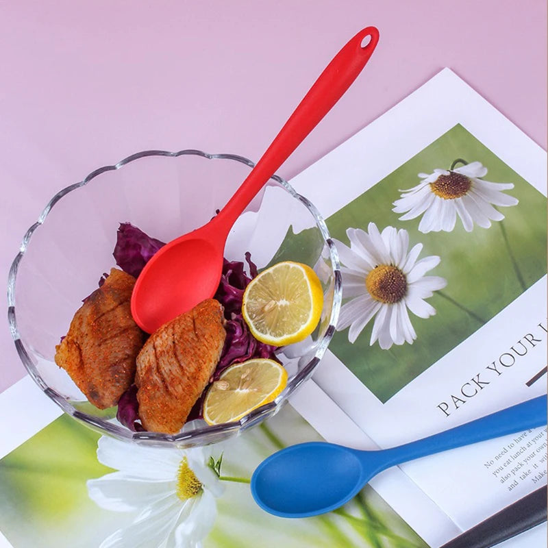 1pc Small Silicone Spoon, High Temperature Resistant Soup Spoon, Mixing Spoon, Salad Spoon, Kitchen Utensils Accessories