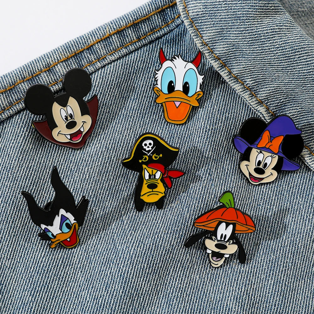 6 Pcs Cartoon cartoon character Mickey Brooch Halloween Mickey Mouse Donald Duck Metal badge Alloy drip pin accessories