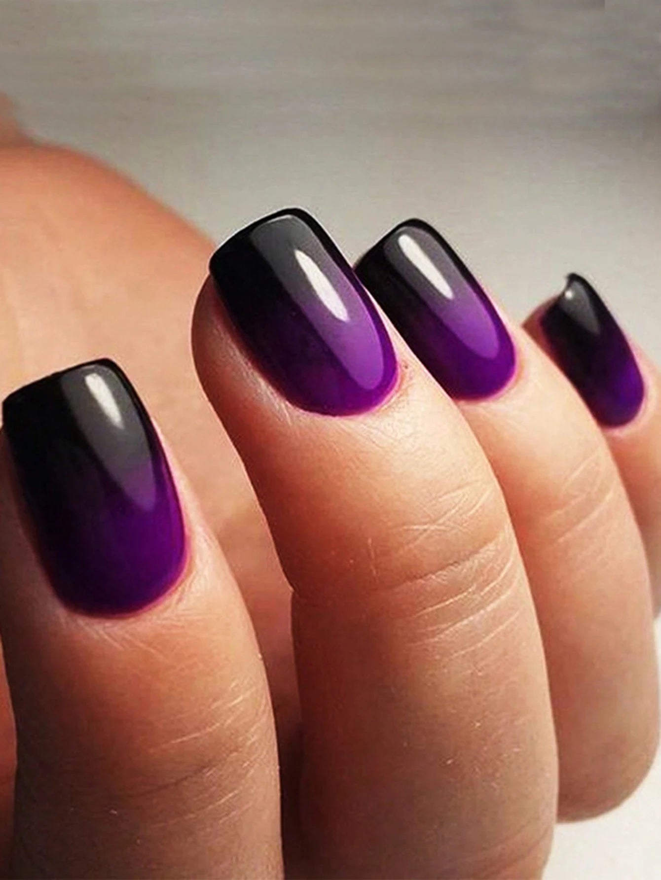 24PCS Press On Nails Short Pink Square Fingertip French Trim Press On Nails Love Design Sweet Nails Glisten Press On Nails