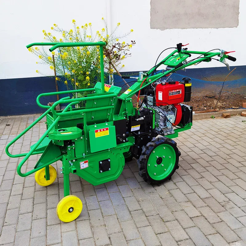Fully automatic corn single-row harvester, household small hand-held corn harvester with corn stalks