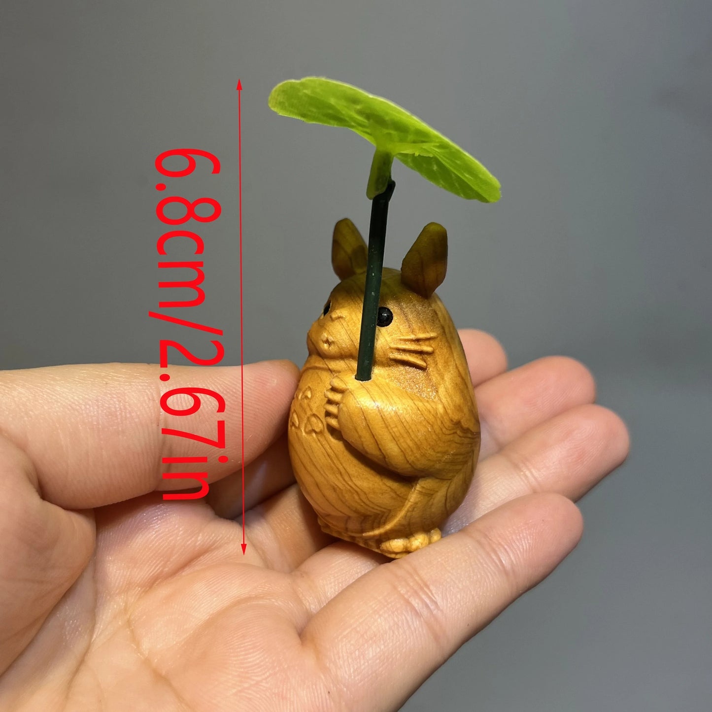 Adorable Handcrafted Oak Wood Cat Sculpture - Artisan-Crafted Detailing, Perfect Miniature Car Decor