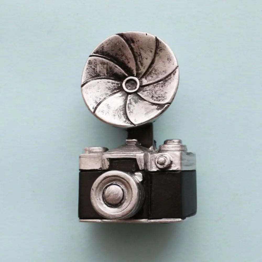 Household Retro Fridge Magnets Mini Personality Creative Refrigerator Magnetic Stickers Creative Home Decoration Accessories