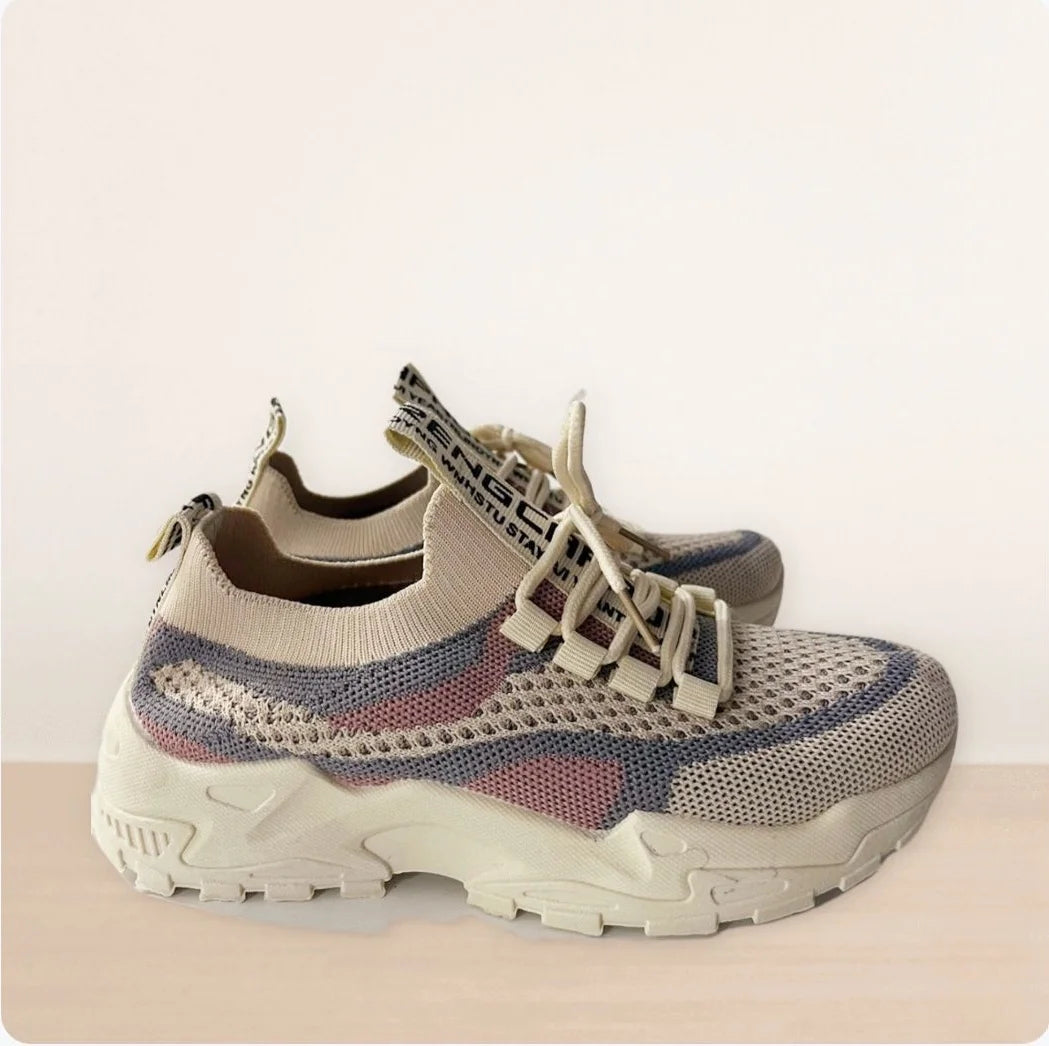 Women's Sneakers 2025 New Spring and Summer Fashion Versatile Soft Sole Lightweight Casual Running Shoes for Children