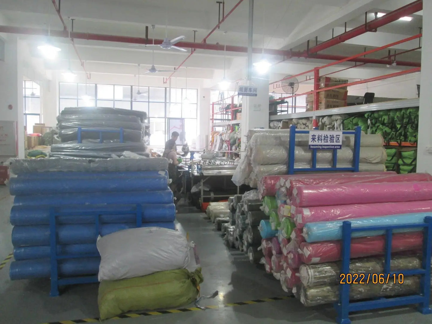 Multi Person Camping Cabin Outdoor Rain Proof Camping Luxury Villa Camp Large Tent