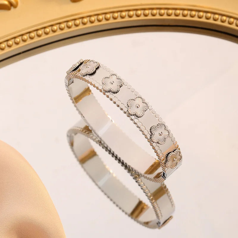 RAKOL Miniamlist 316L 18k Gold Plated Flower Bracelet Plum Blossom Cuban Chain Bracelets For Women Daily Workday Jewelry Gift