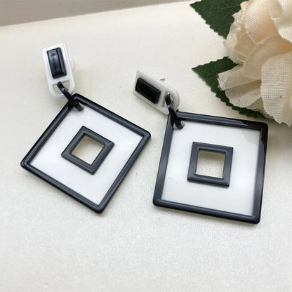 Popular Black White Contrast Bohemian Earrings Add Subtraction Multiplication Division Academy Student Teacher Acrylic Earrings