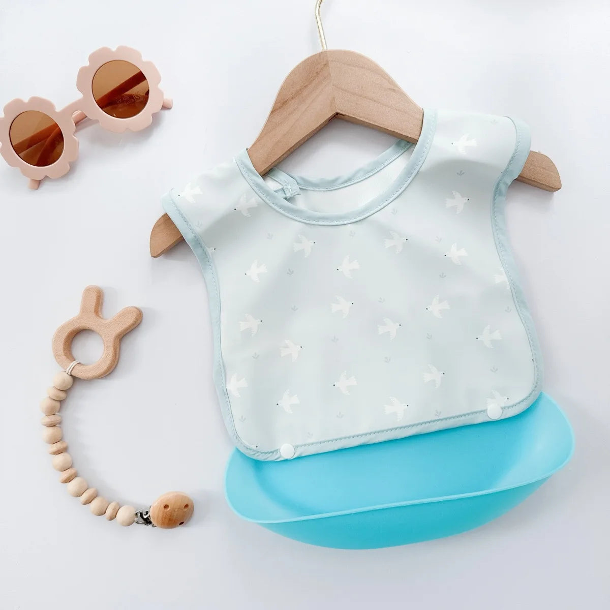 Children's Silicone Bib Baby Feeding Bibs for Newborn PU Soft removable Saliva Towel Waterproof  Dirt Proof Babies Accessories