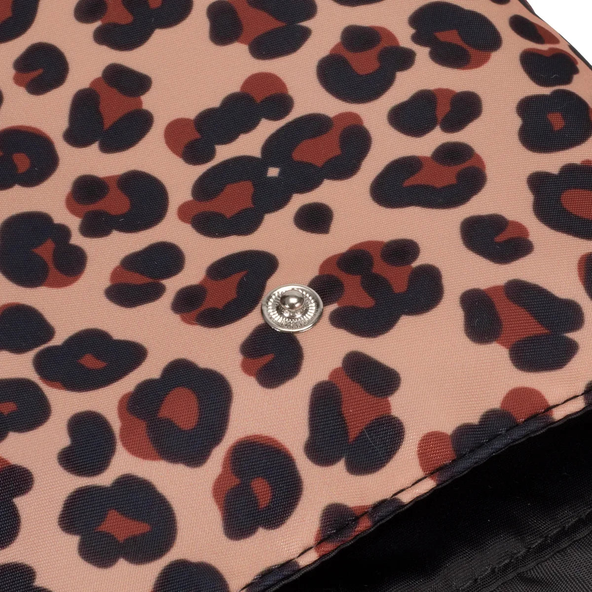 Waterproof baby diaper storage bag, baby diaper diaper bag going out portable bag