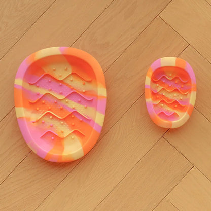 Slow Feeder Bowl for Dogs & Cats - Non-slip Silicone Pet Food Dish with Egg Design for Small Dogs & Kittens