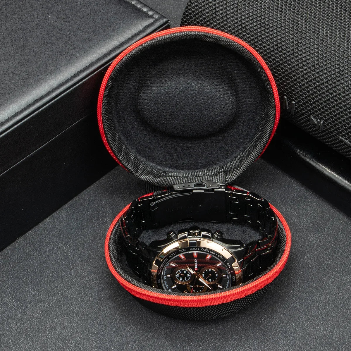 Portable EVA Single Watch Travel Case Watch Storage Organizer Box Watch Holder Waterproof for Smartwatches Zippered Container