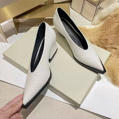Fashionable Crocodile Leather Office Shoes 2024 Women's Simple Patent Leather Shallow High Heels Pointed Toe Women's High Heels