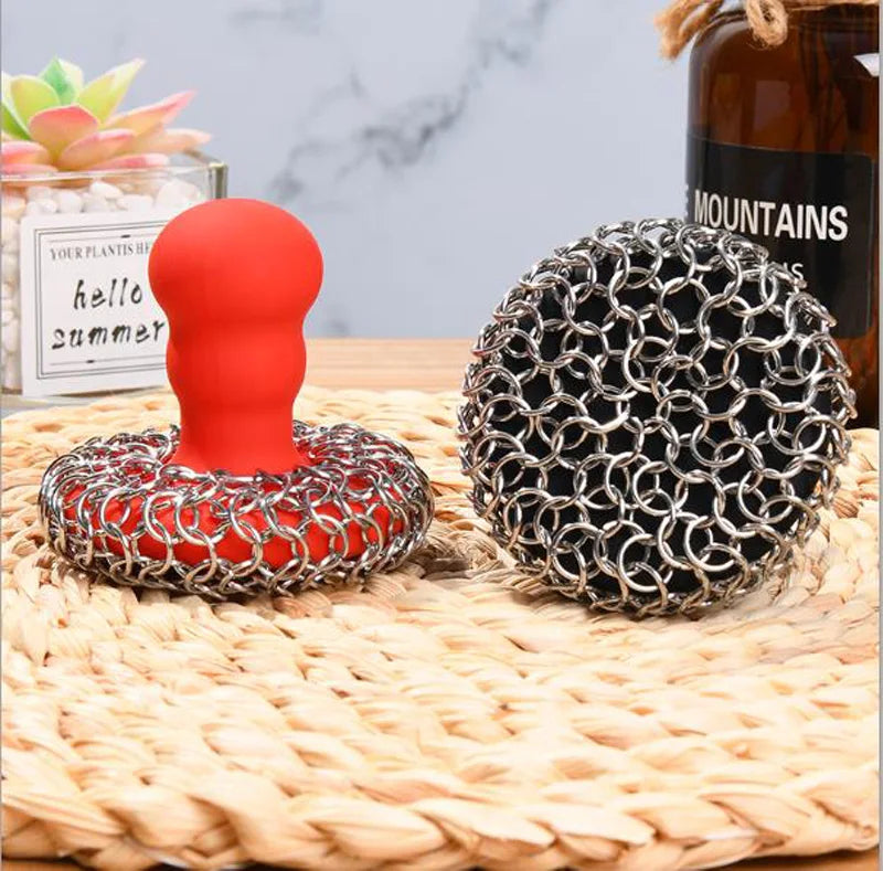 Chainmail Scrubber with Silicone Handle Cast Iron Cleaner for Cast Iron Grill Pan Skillet Wok Bakeware Cast Iron Scrubber