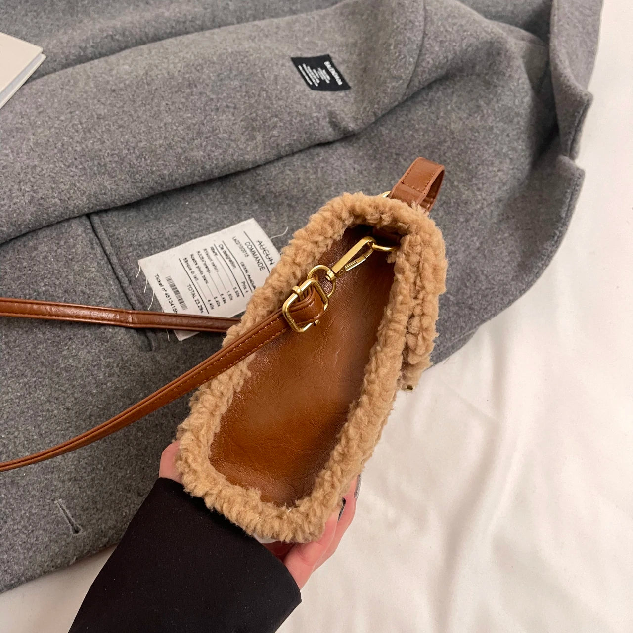 Fashion Small Totes Bag 2024 Trend PU Leather Shoulder Bags for Women Cute Short Handle Crossbody Phone Bag Luxury Fur Handbags
