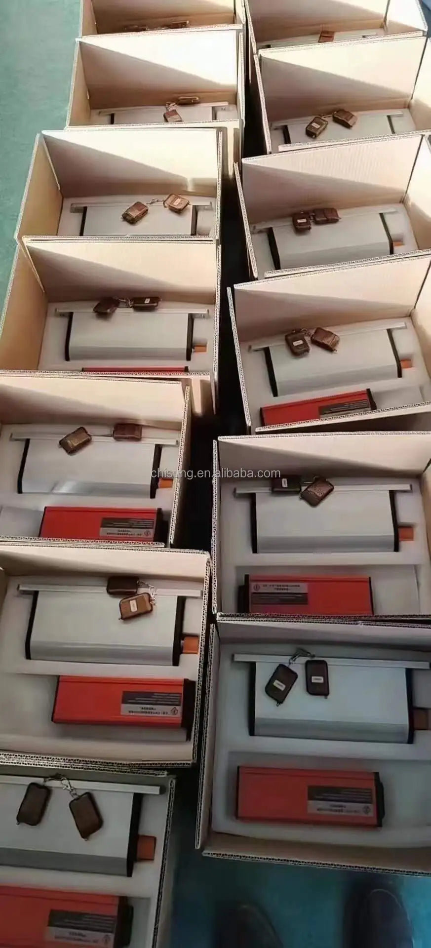 Popular Small Electric Swing Automatic Door Closer No Need Hand Side Mount Garage Door Opener For Home Courtyard Or Community