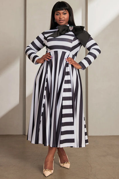 Plus Size Semi Formal Maxi Dresses Elegant Black White Striped Fall Winter Mock Neck Long Sleeve Bow Tie Knitted Maxi Dresses