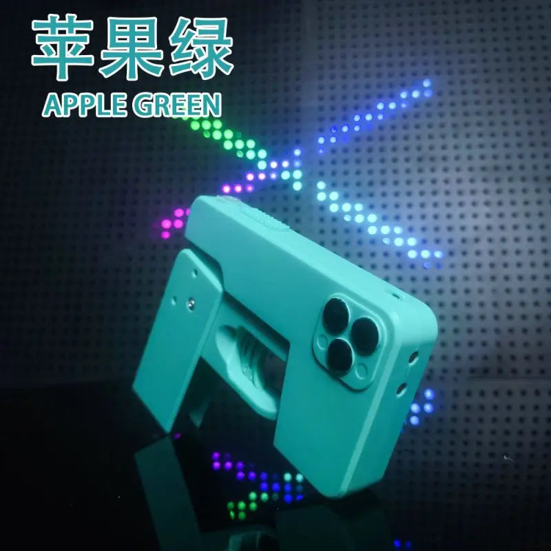 Folding mobile phone water gun, large-capacity explosions, water spray guns, boys and girls, baby water toys.