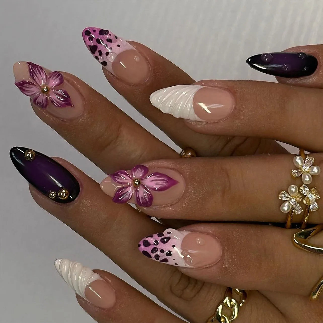 24Pcs Gradual Brown French Press on Nails 3D Mid-length Flowers Full Cover Almond Purple Nails with Colored Drawing Design Nail