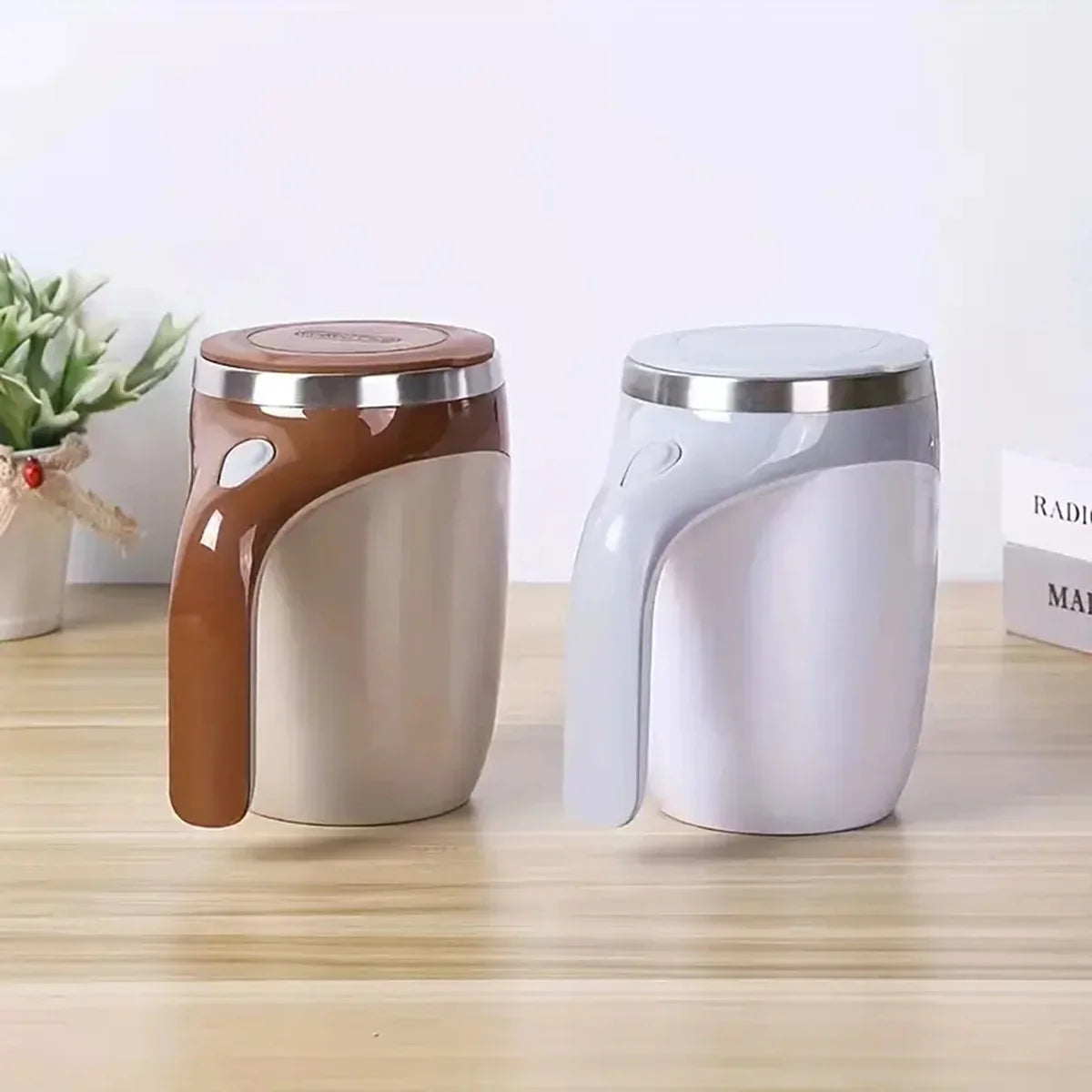 Self mixing mug: a self mixing coffee cup, a rotating home office travel mixing cup, used for mixing coffee, chocolate, etc