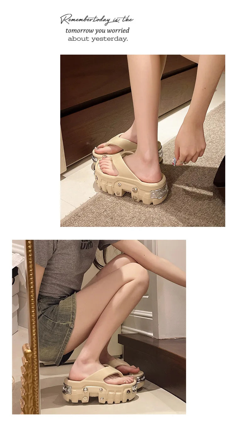 Woman flip flops Punk Design Shoes 2025 trend Casual Platform Sandals non-slip Outdoor slippers Unique features Flat Slides