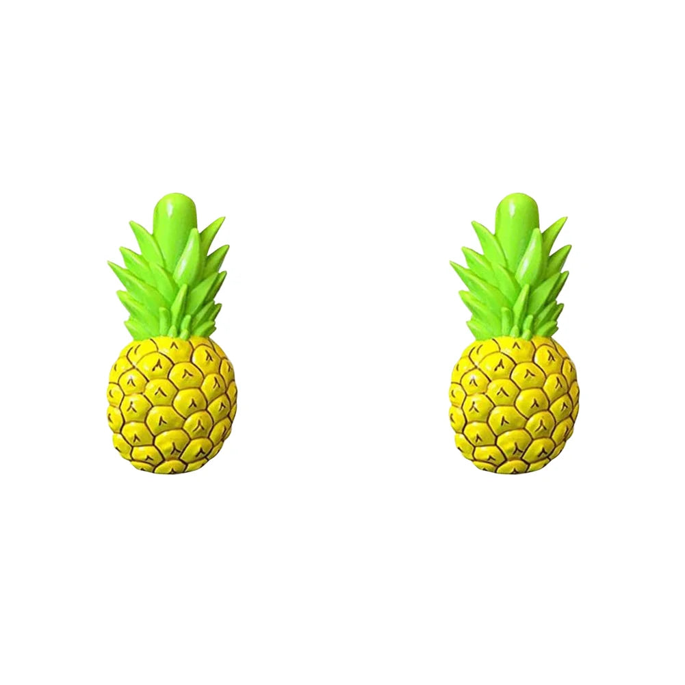 1/2PCS Cute Plastic Beach Towels Clips Large Drying Rack Retaining Clip Windproof Clothes Pegs Pins Animal Decorative Clothespin