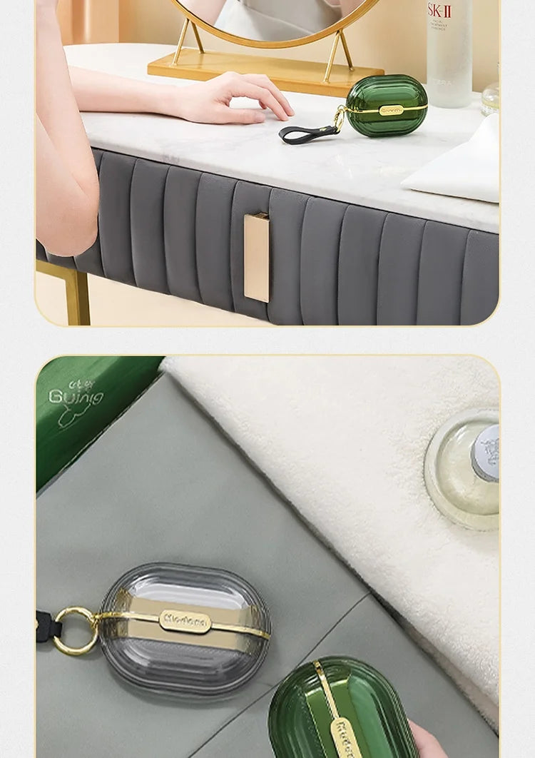 Mini Portable Lint Applicator Roller Can Be Torn To Replace Paper on The Body Stained Clothes Hair Removal Device