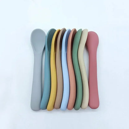 Silicone Baby Learn To Eat Spoon Small Curved Spoon Soft Rubber Feeding Silicone Cutlery Baby Training Spoon
